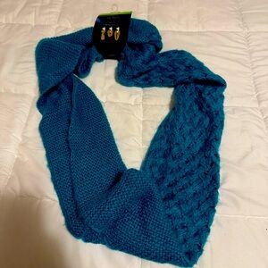 Mix‎ It Infinity Scarf NWT- Teal